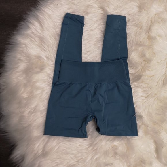 NWOT Gymshark Breeze Lightweight Seamless Leggings in Blue Stone - Size XS! - Picture 5 of 7